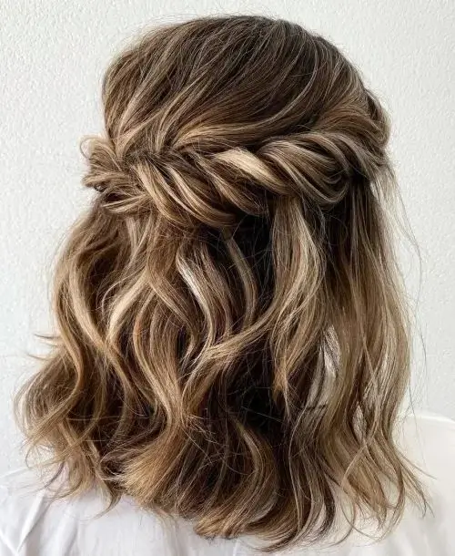 Coiffure Mariage Cheveux Mi-Longs : 17 Idées Chic et Tendance pour 2025