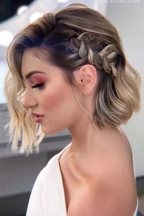 Coiffure Mariage Cheveux Mi-Longs : 17 Idées Chic et Tendance pour 2025