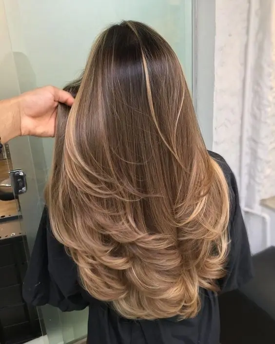 15 Couleurs de Cheveux Tendance à Essayer en 2025