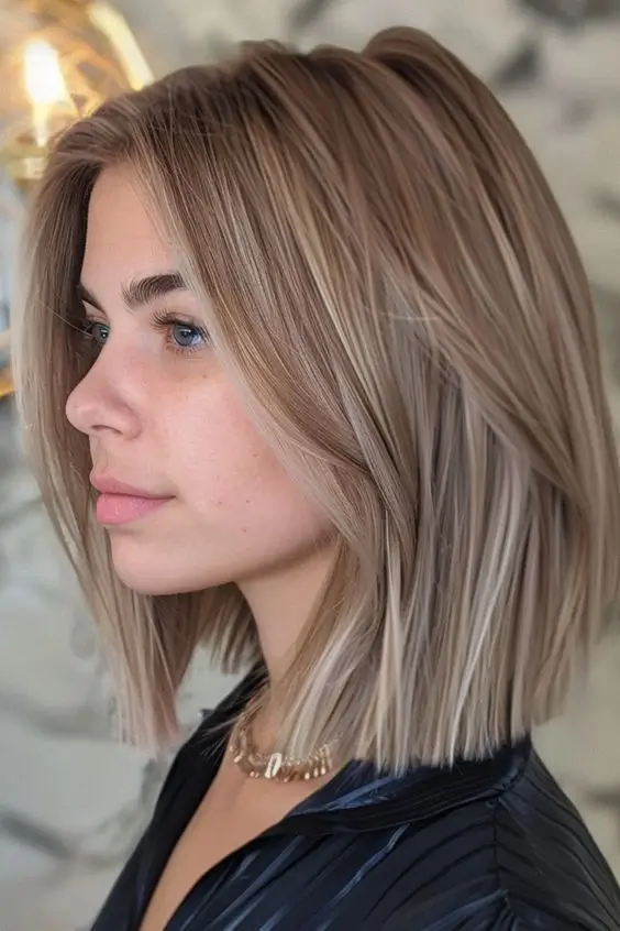 15 Idées de Coupes Courtes pour Femme Tendance en 2025