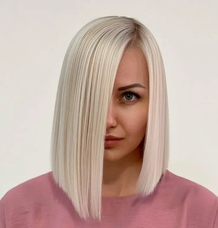 Les Meilleures Coupes de Cheveux Mi-Longs à Adopter en 2025