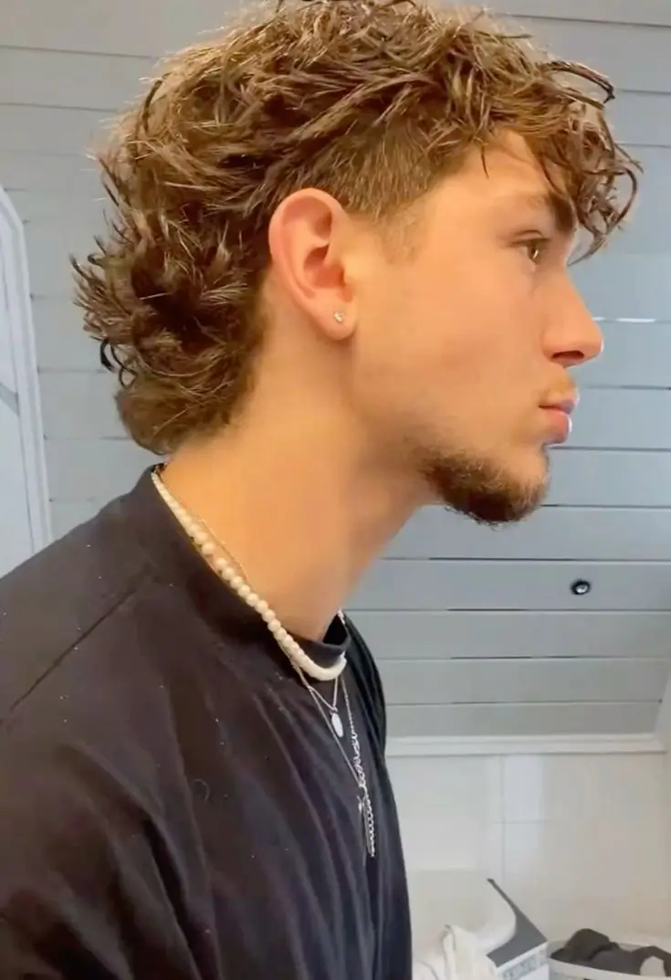 15 idées tendance de coupe taper pour homme à essayer en 2025