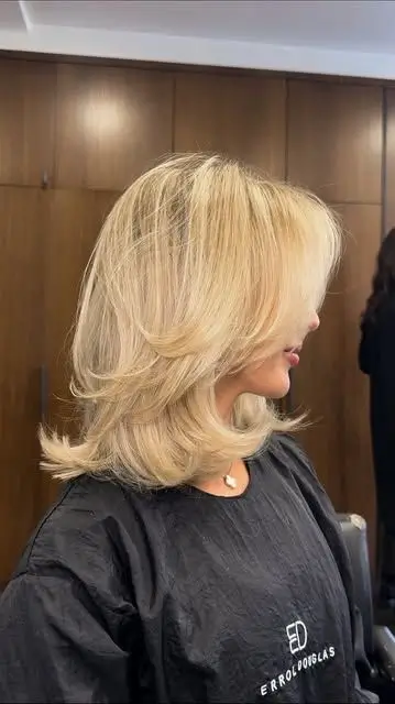 16 Idées Inspirantes de Coupes Mi-Longues Dégradées Effilées