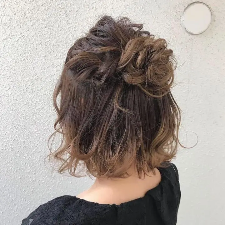 16 Idées de Coiffure Mariage pour Cheveux Courts : Élégance & Style