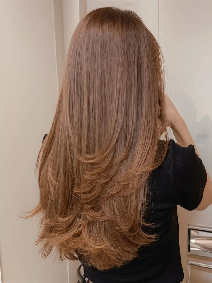 17 Idées Tendance de Couleur Caramel Cheveux pour un Look Inoubliable en 2025