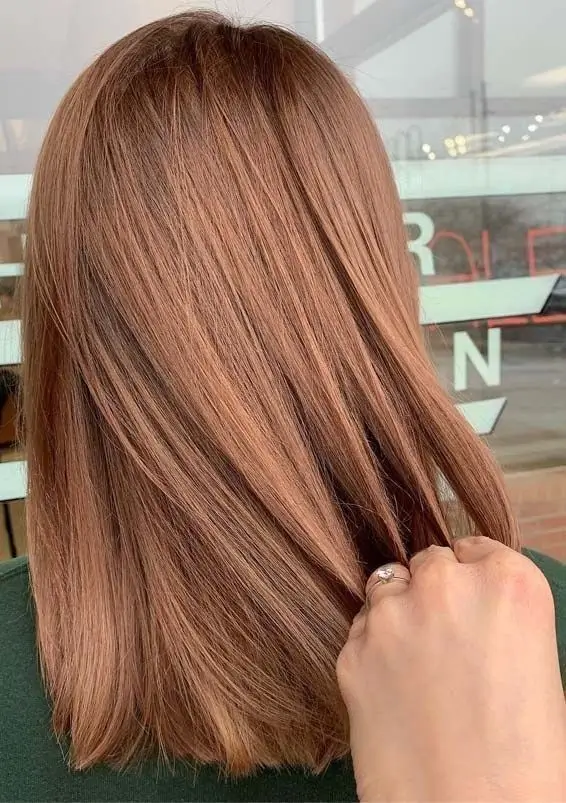 17 Idées Tendance de Couleur Caramel Cheveux pour un Look Inoubliable en 2025