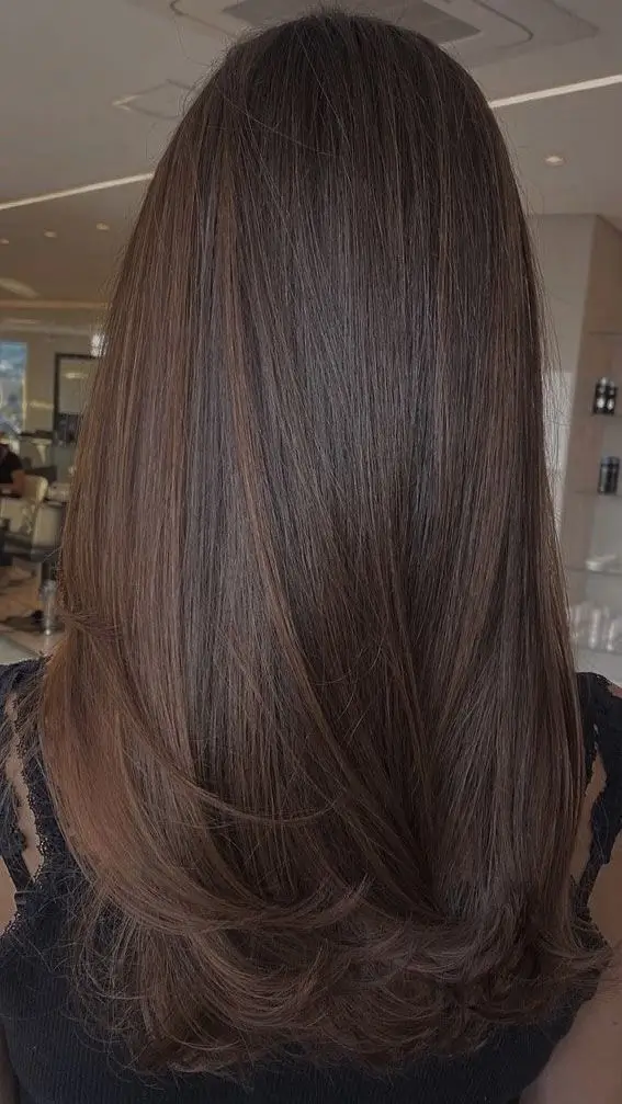 Couleur Cheveux Chocolat 2025 : Découvrez les 16 Plus Belles Idées à Adopter