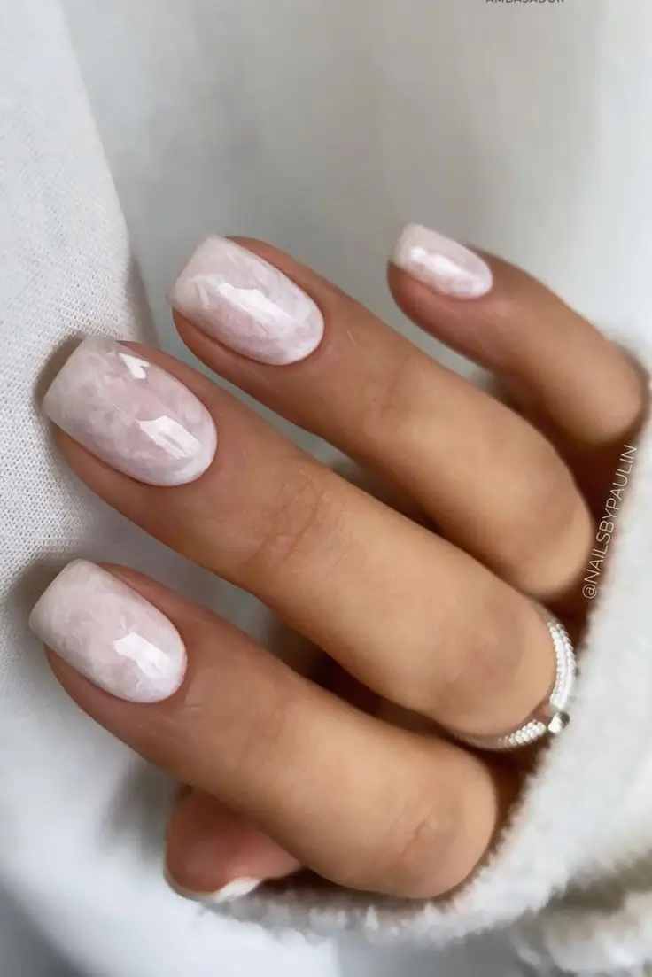 Couleur Ongle Automne 2025 : 16 Idées Tendance à Adopter