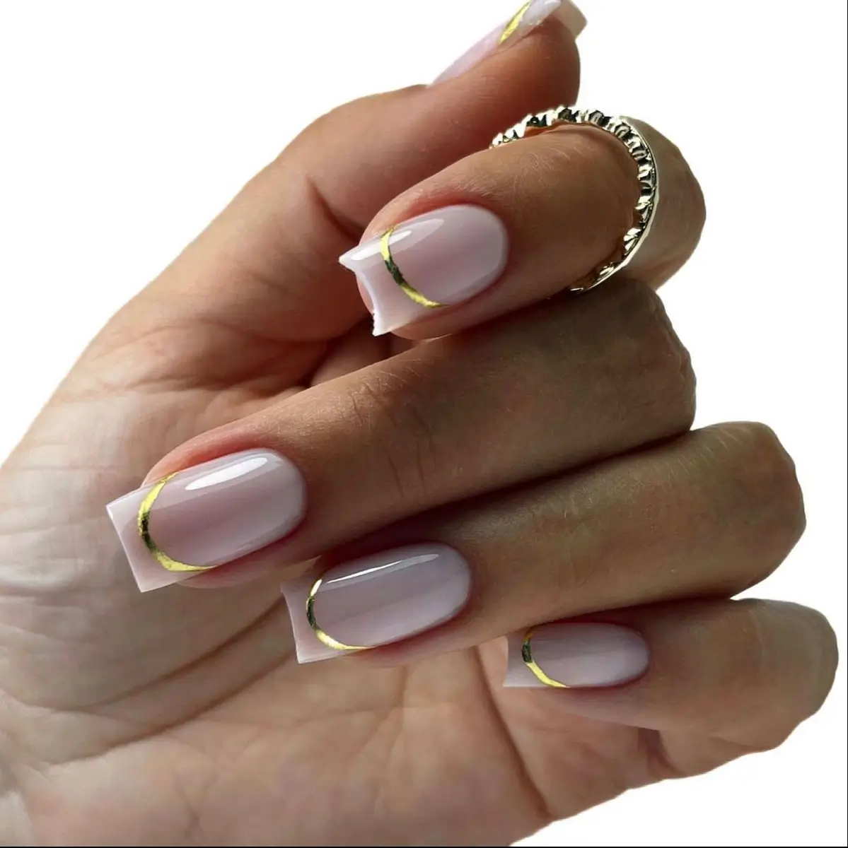 French Manucure 2025 : 15 Tendances et Inspirations à Ne Pas Manquer