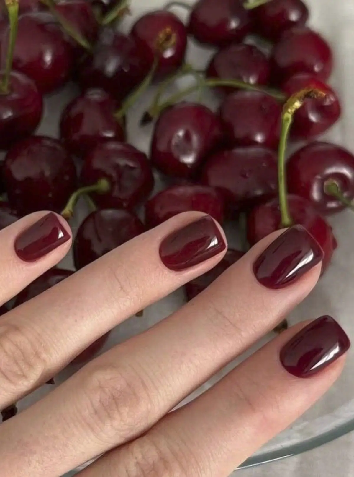 19 Idées Chic et Tendance pour Sublimer Vos Ongles Courts en 2025
