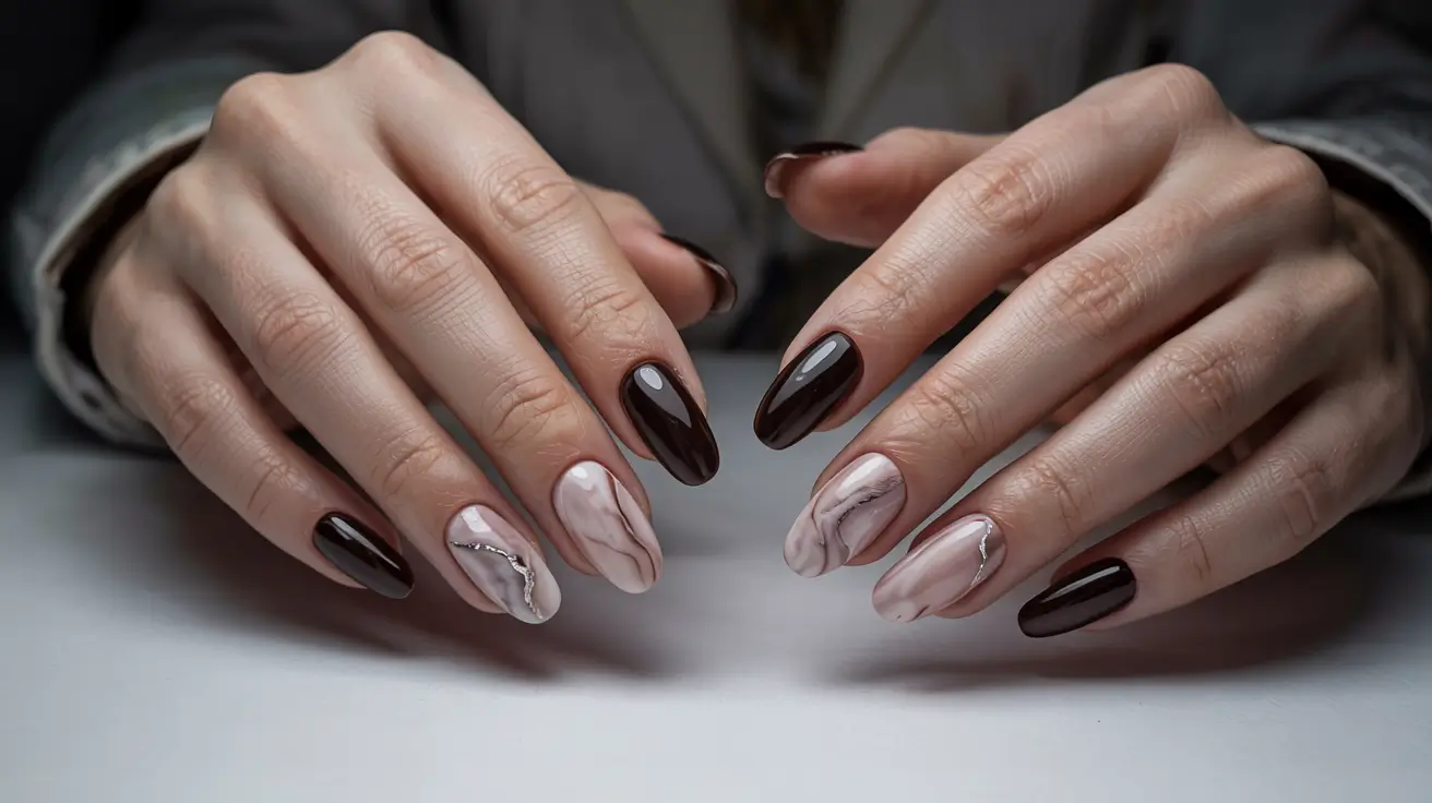 18 Idées de Manucure Automne 2025 Pour Sublimer Vos Ongles