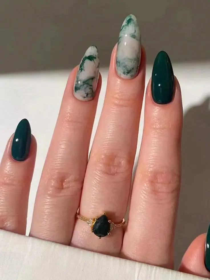 18 Idées de Manucure Automne 2025 Pour Sublimer Vos Ongles