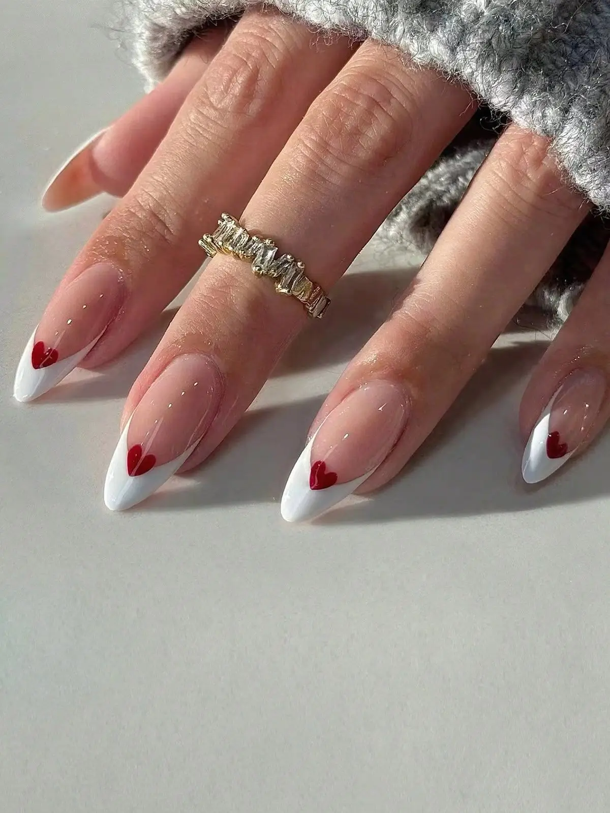 16 Idées de Nail Art Romantiques pour la Saint-Valentin 2025