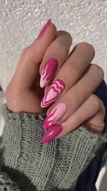 16 Idées de Nail Art Romantiques pour la Saint-Valentin 2025