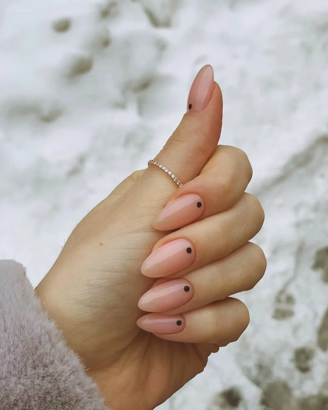 15 Idées de Manucure pour Sublimer vos Ongles Amande