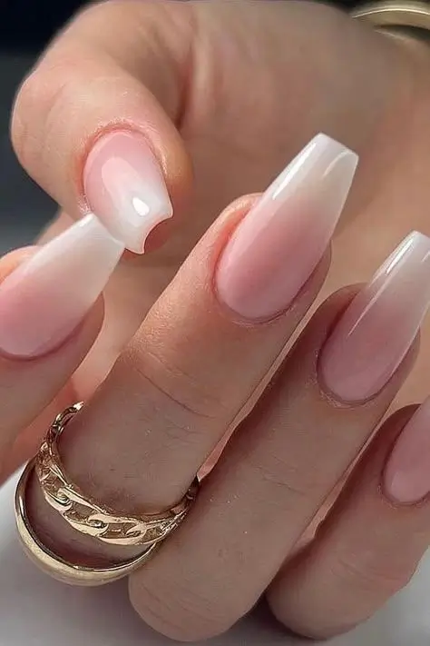 16 Idées Ongles Couleur Été 2025 : Tendance et Inspiration Manucure