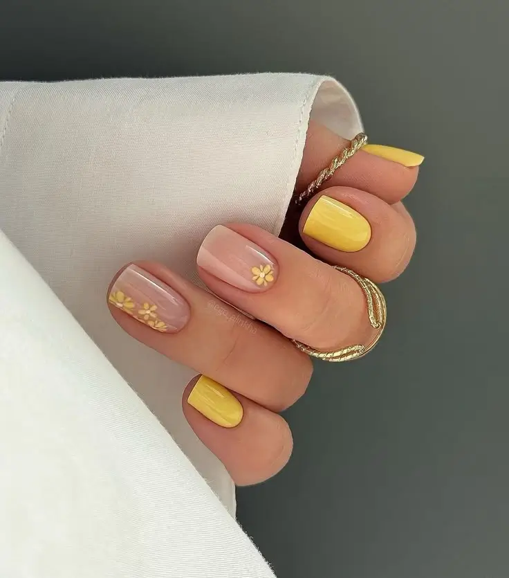 Pourquoi Vos Ongles Deviennent Jaunes : 18 Causes et Solutions Efficaces