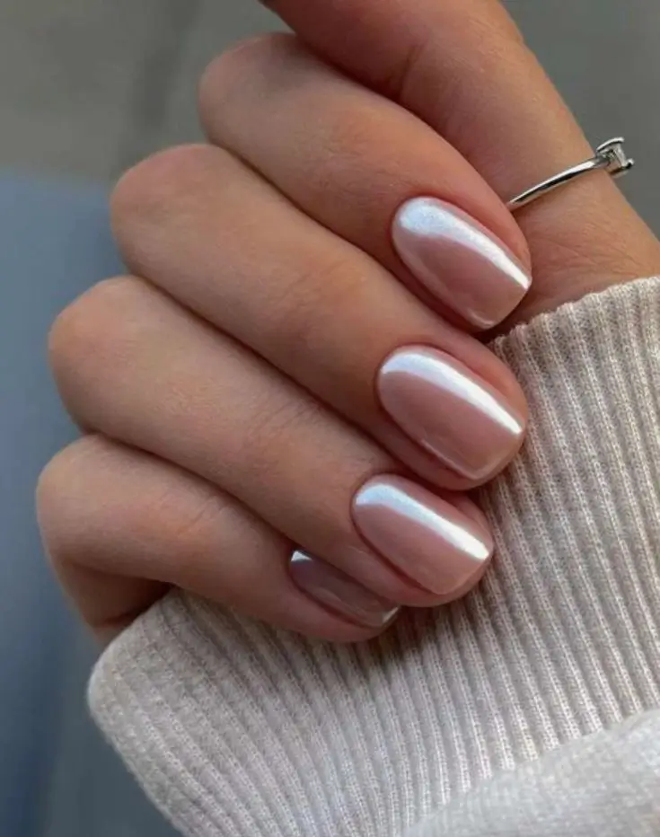15 idées sublimes d’ongles mariage 2025 pour un look inoubliable