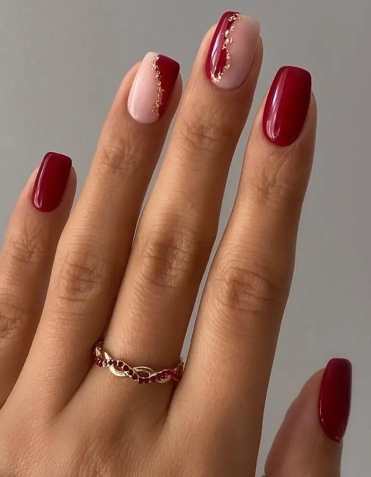 17 Idées Inspirantes d’Ongles Rouges pour un Look Élégant