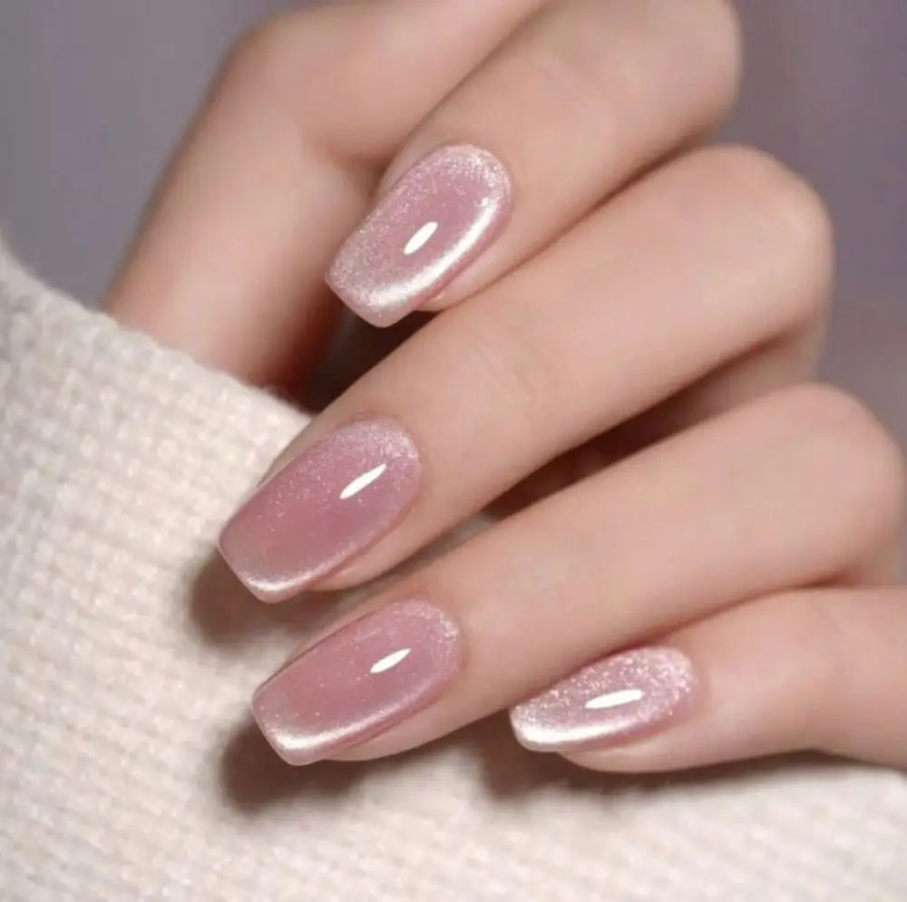 Ongles Automne 2025 : 16 Idées Inspirantes à Adopter Cette Saison