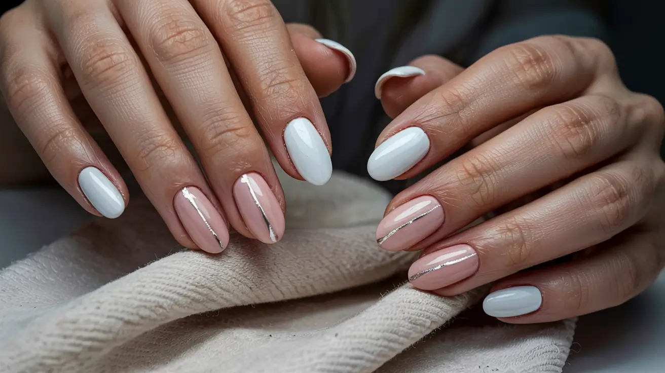 19 Idées Inspirantes d’Ongles Blancs pour Être Tendance en 2025