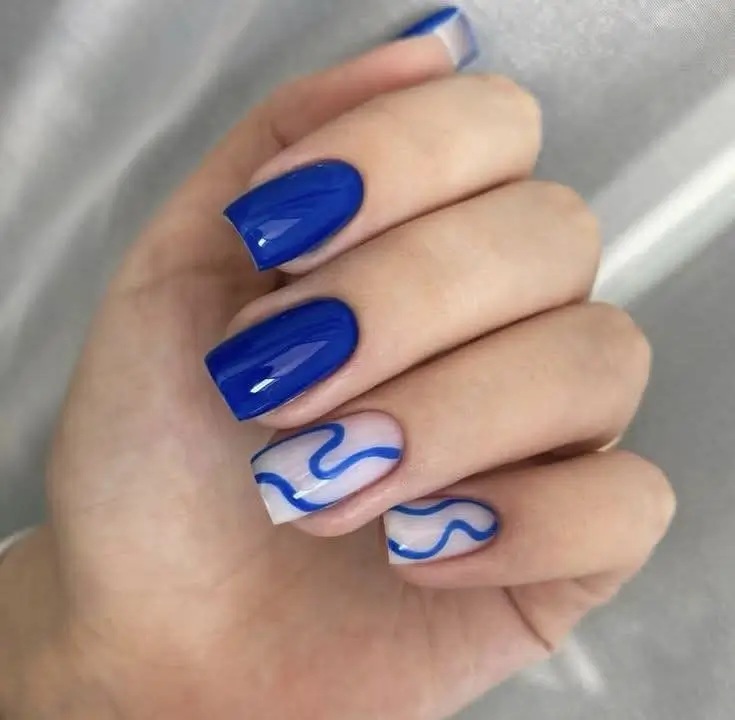 Ongles Bleu : 17 Idées Originales Pour Un Look Tendance