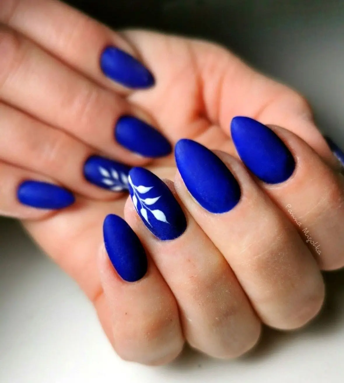 Ongles Bleu : 17 Idées Originales Pour Un Look Tendance
