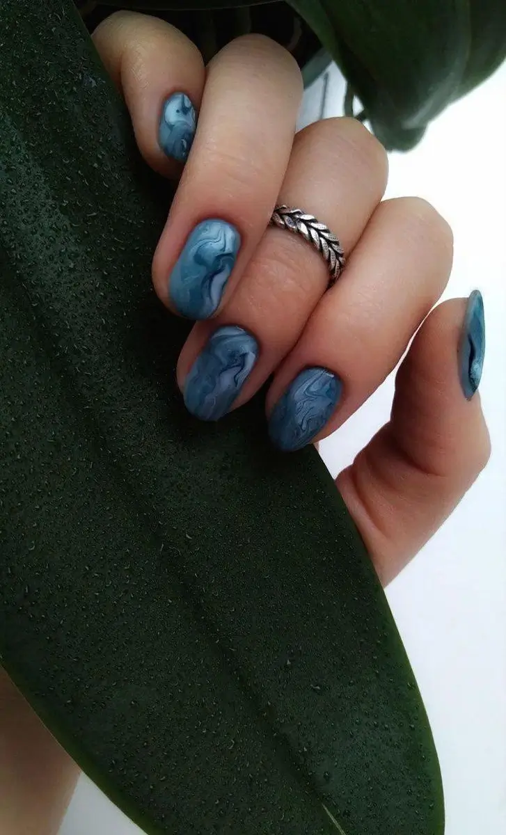 Ongles Bleu : 17 Idées Originales Pour Un Look Tendance