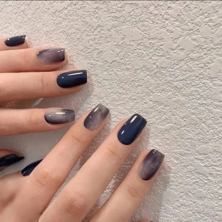 17 Idées Tendance pour des Ongles Gel Parfaits en Hiver 2025