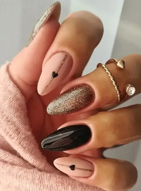 17 Idées Tendance pour des Ongles Gel Parfaits en Hiver 2025