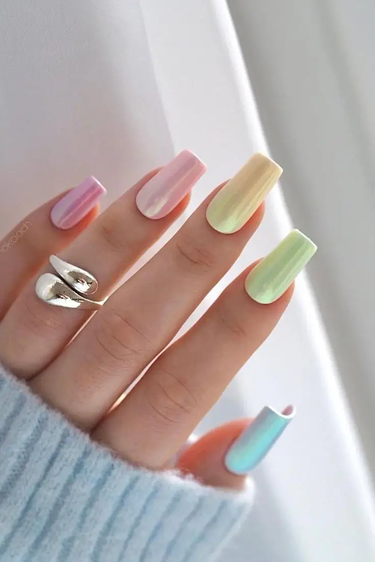 17 Idées d’Ongles Pastel en Gel à Adopter cet Été