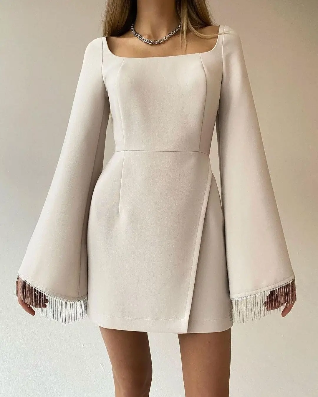 15 Idées de Tenues Mariage Femme pour un Look Chic en 2025